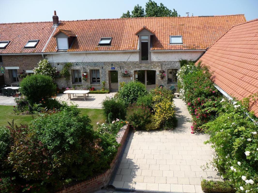 Gite Du Chene Bierne Exterior photo